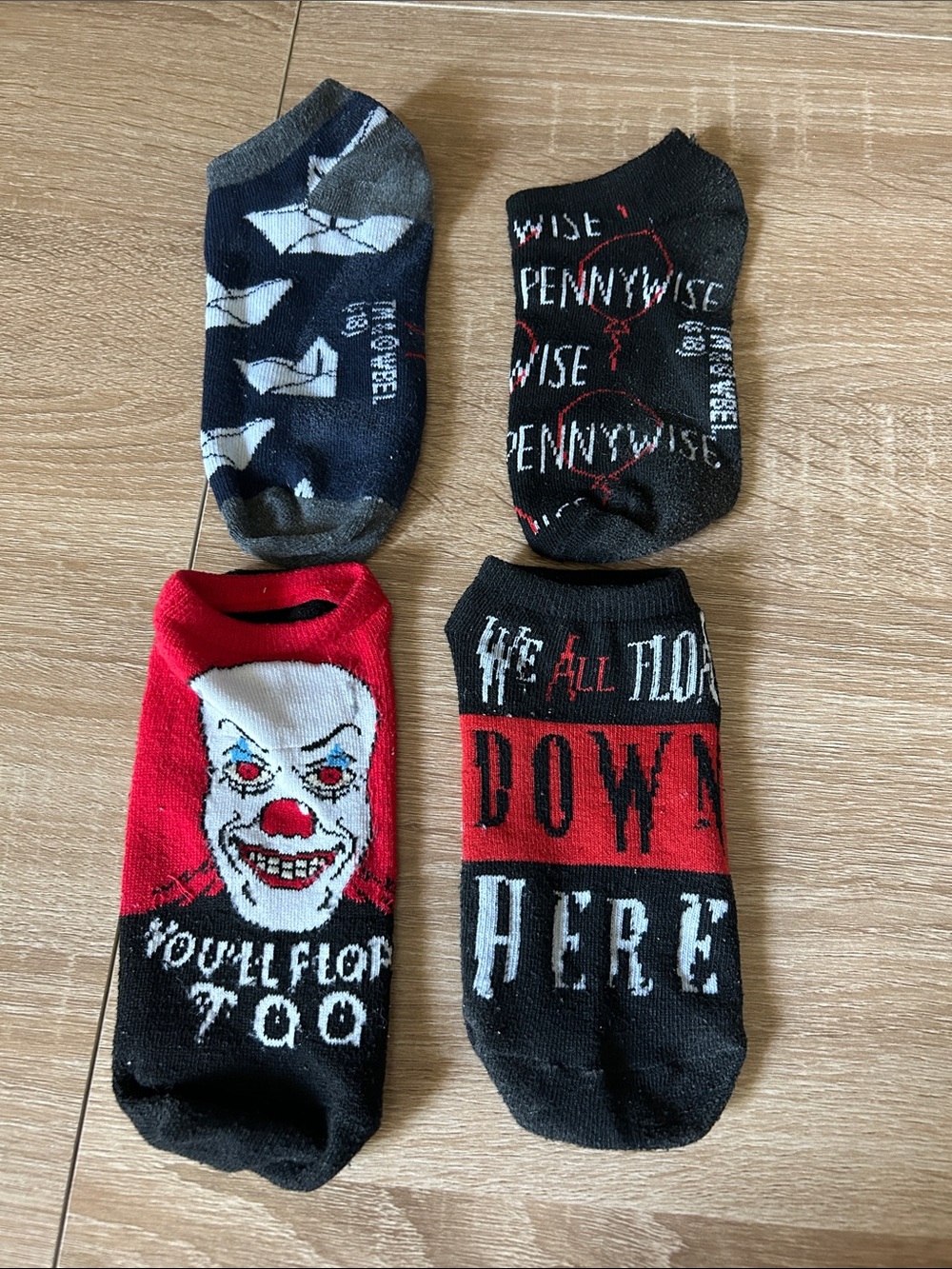 Warner Bros. Pennywise Low-Cut mix and match Socks